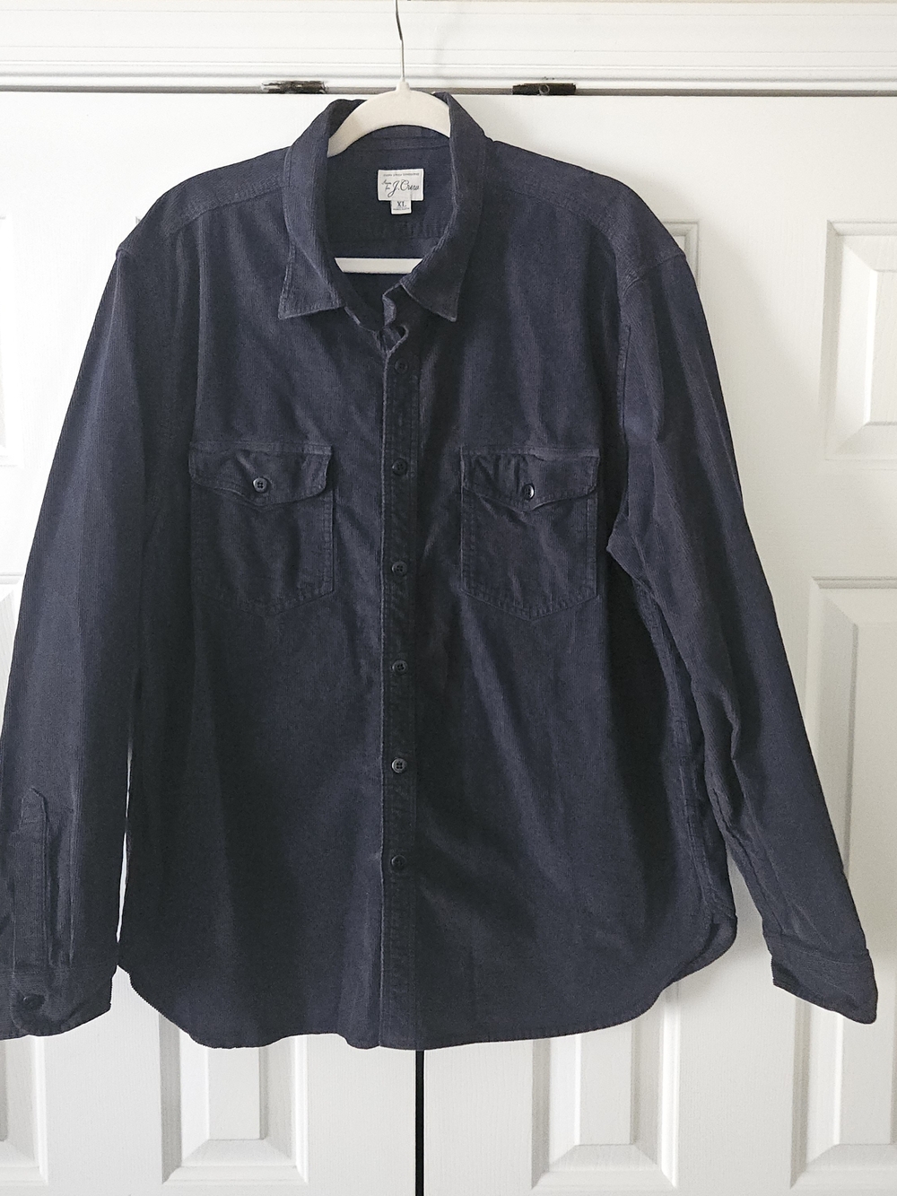 Mens XL J. Crew Navy Corduroy Button Up Shirt XL Long Sleeve. 100% Cotton.